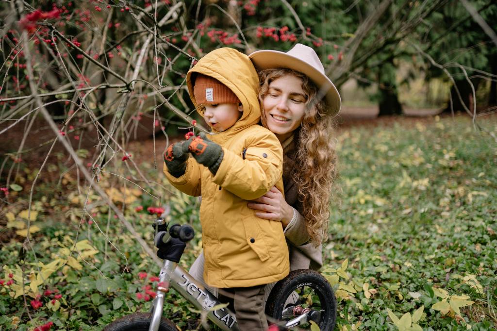Simple Ways to Encourage Outdoor Play for&nbsp;Toddlers